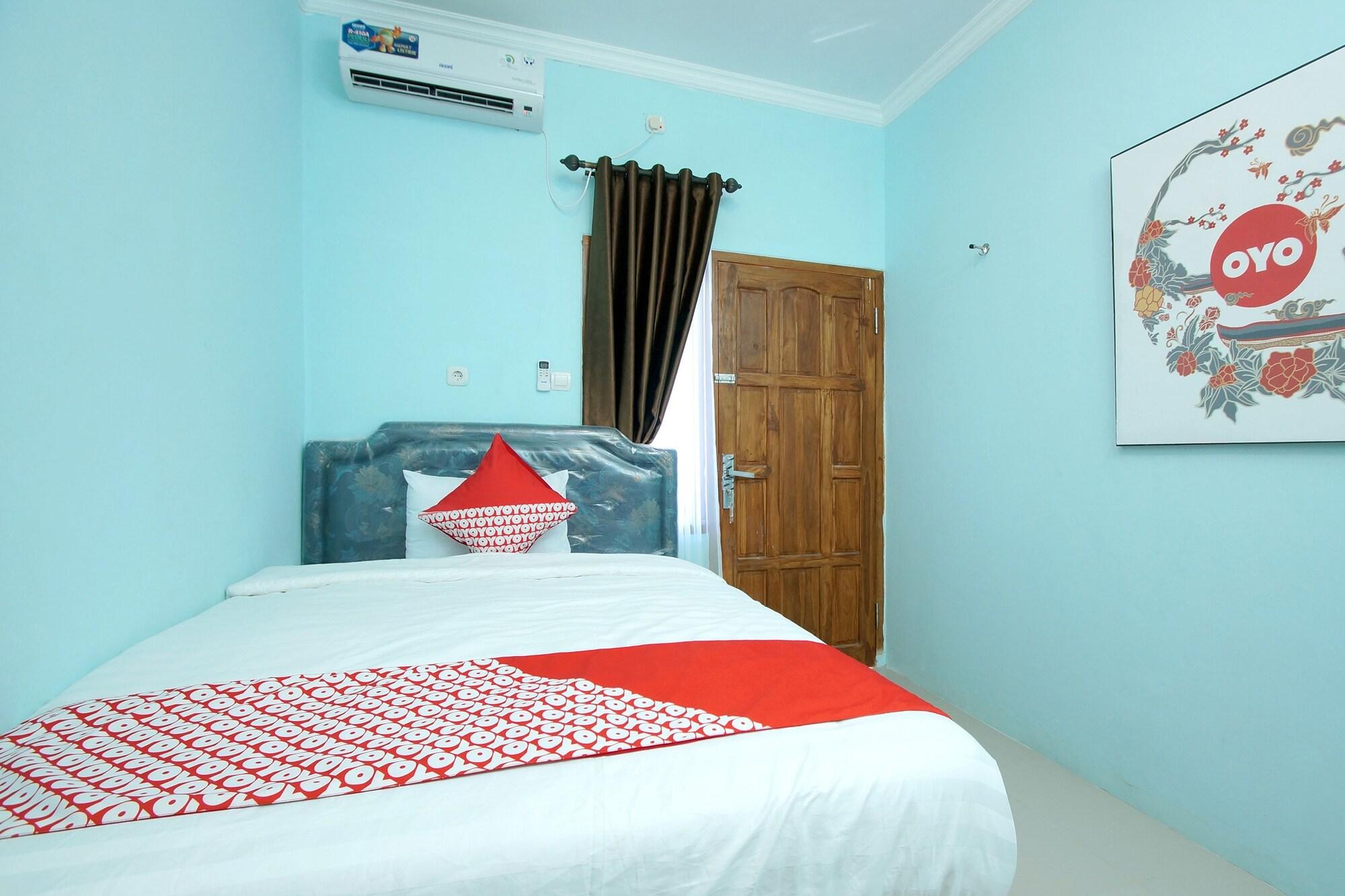 Oyo 347 Bayang Brothers Guest House Maguwo Exterior foto