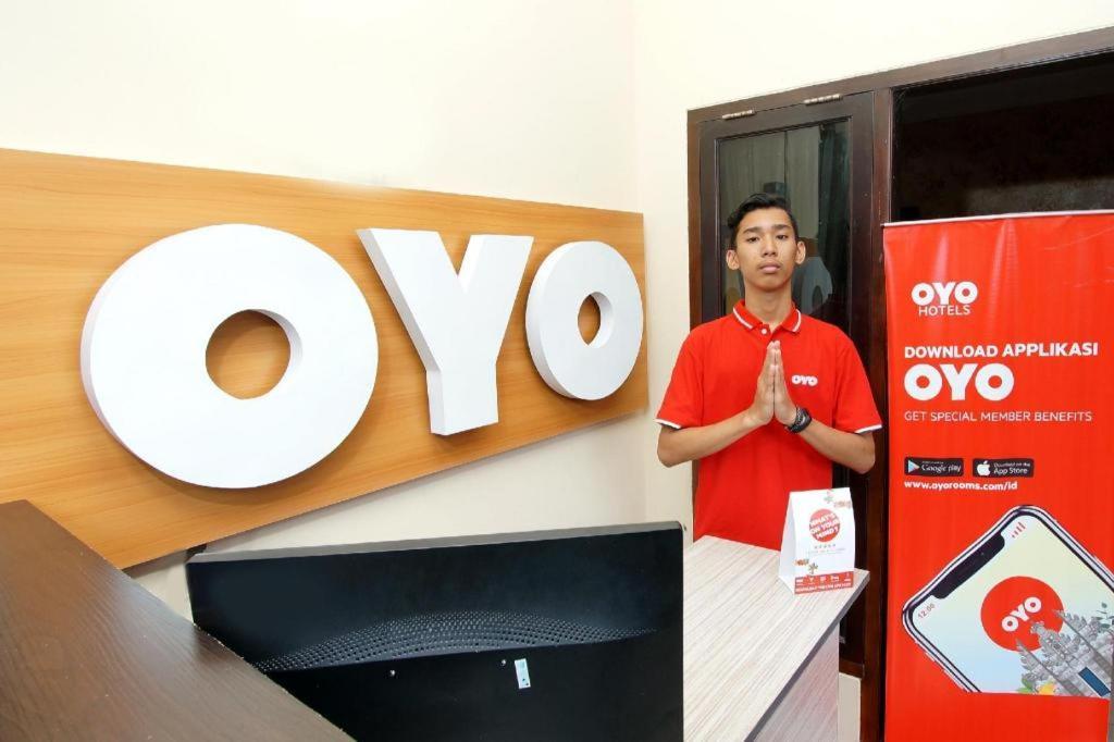 Oyo 347 Bayang Brothers Guest House Maguwo Exterior foto